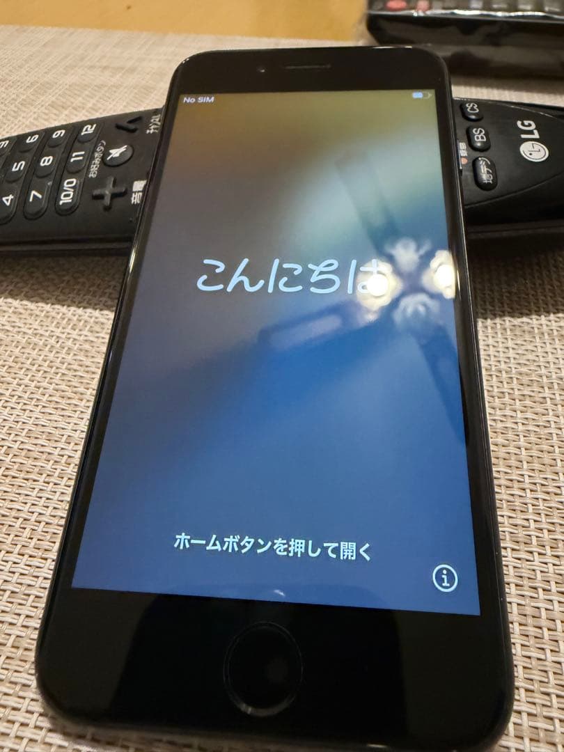 スマートフォン本体 Apple iPhone SE 64GB