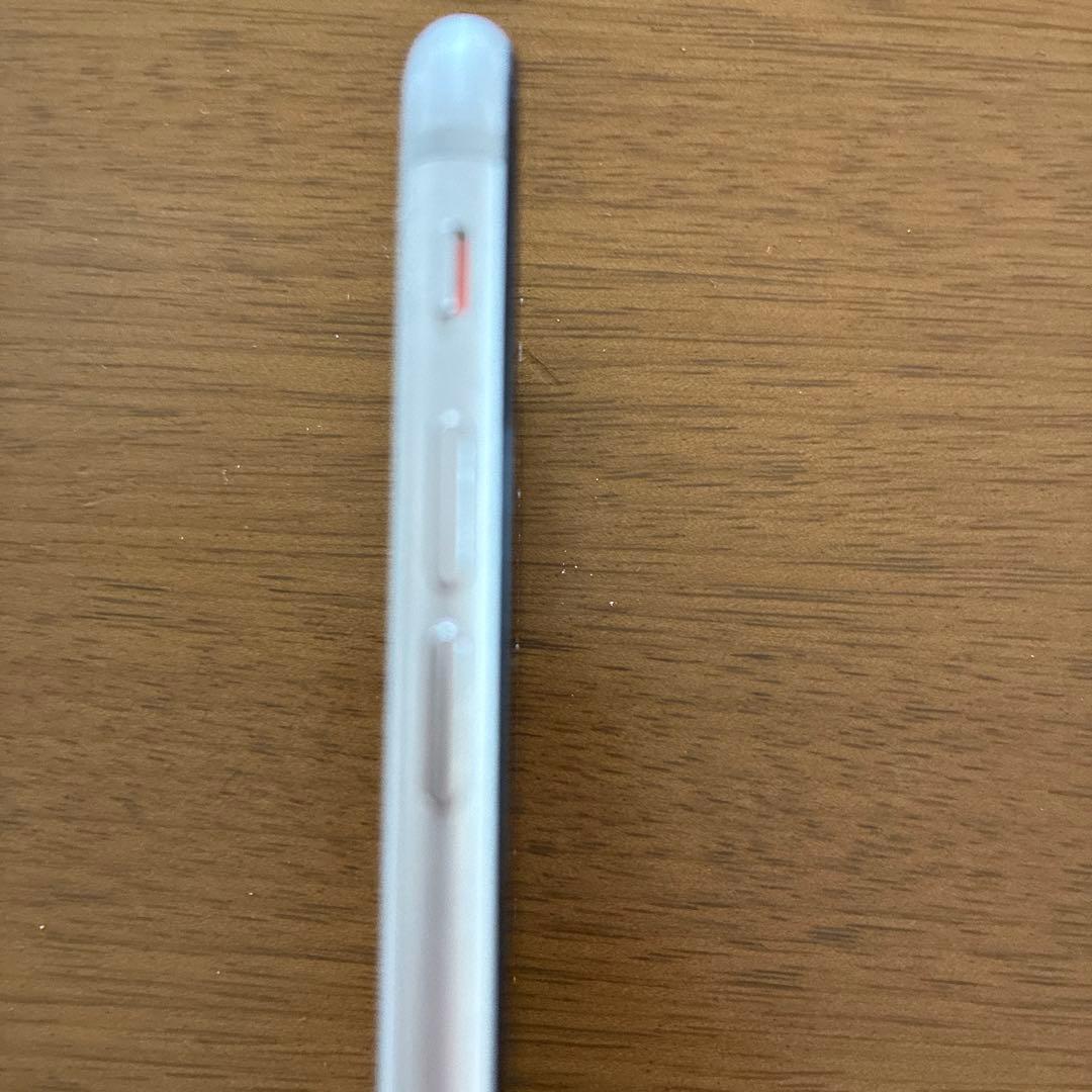 iPhone SE(第3世代)本体 64GB