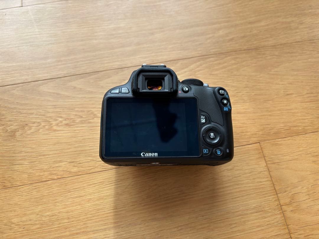 Canon EOS kiss x7 + レンズ3本 + 付属品