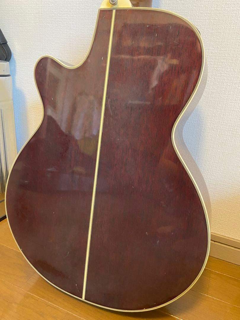 特別価格！！特殊カラー / PT-106 Takamine エレアコ/アンプ可