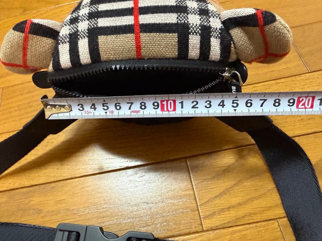 美品　BURBERRY クマ　くま　ベア　ボディバッグ　ウエストポーチ　ウール