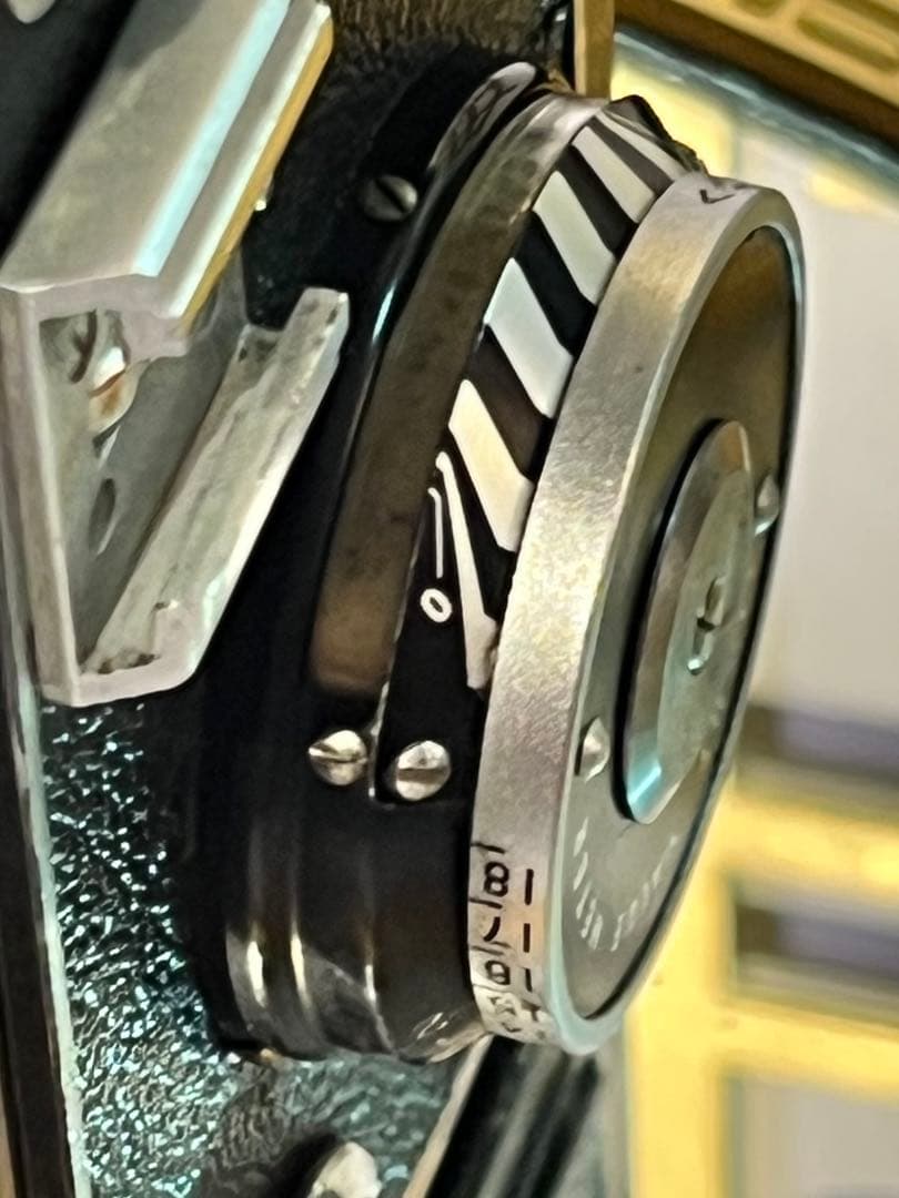 【世界に誇る国産二眼レフの名機】Minolta AUTOCORD