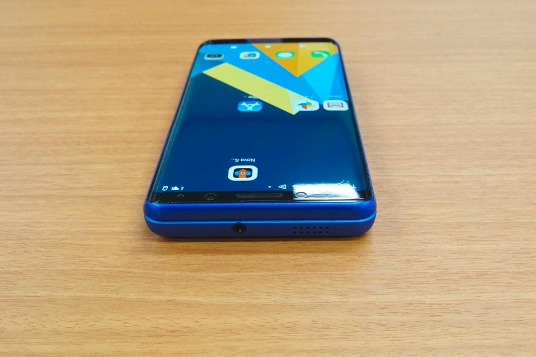 キーボード F(x)tec Pro1 X Dual-SIM 8GB/256GB