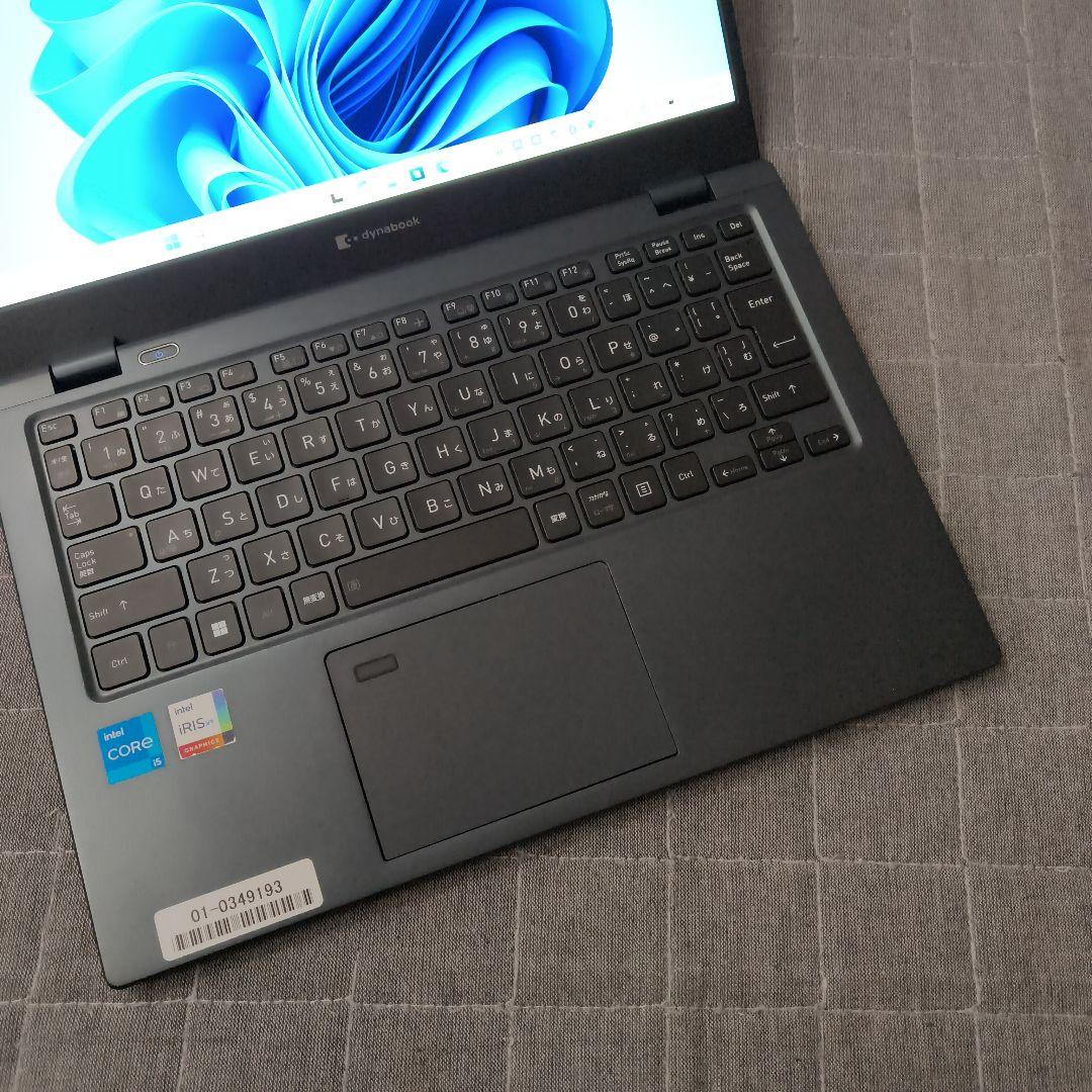美品 Dynabook 超軽量 驚速 12世代i5 16GB 512GB 81
