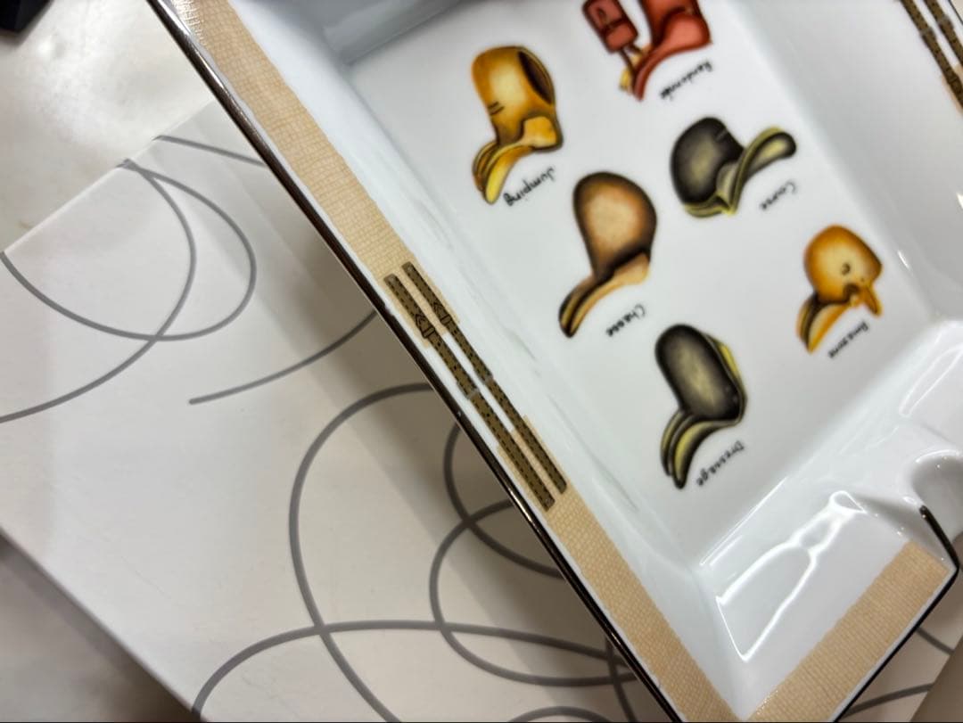 エルメス　馬具デザイン　陶器灰皿　小物入れ