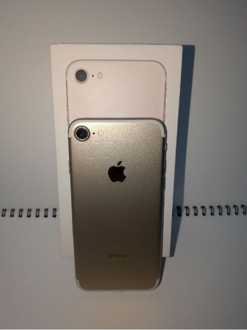 Apple iPhone7 ゴールド 本体 付属品付き