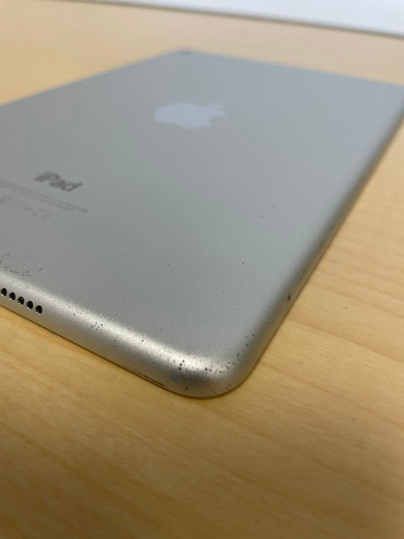 iPad mini 4 Wi-Fiモデル 128GB ゴールド中古