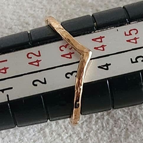 V字♡3号【エテ】K10 Vライン ゴールド ピンキーリング☆アガット 好きも