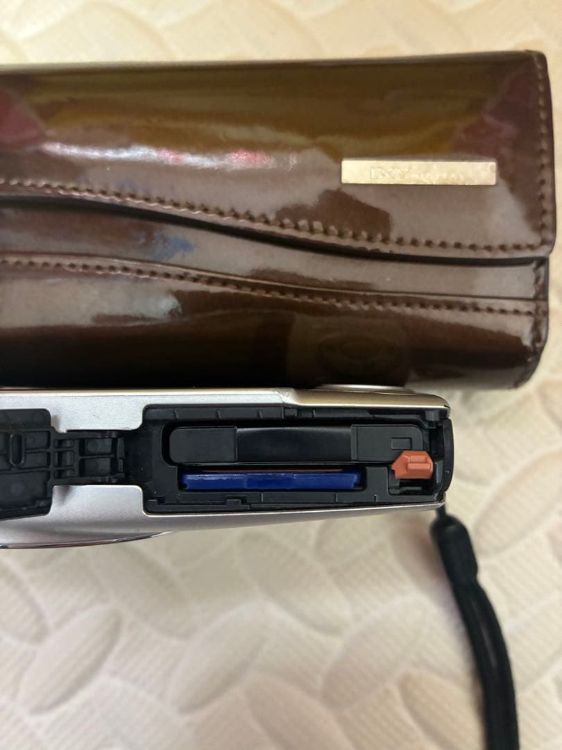 パ*ダ様 canon&キャノン　ixy630 デジタルカメラ