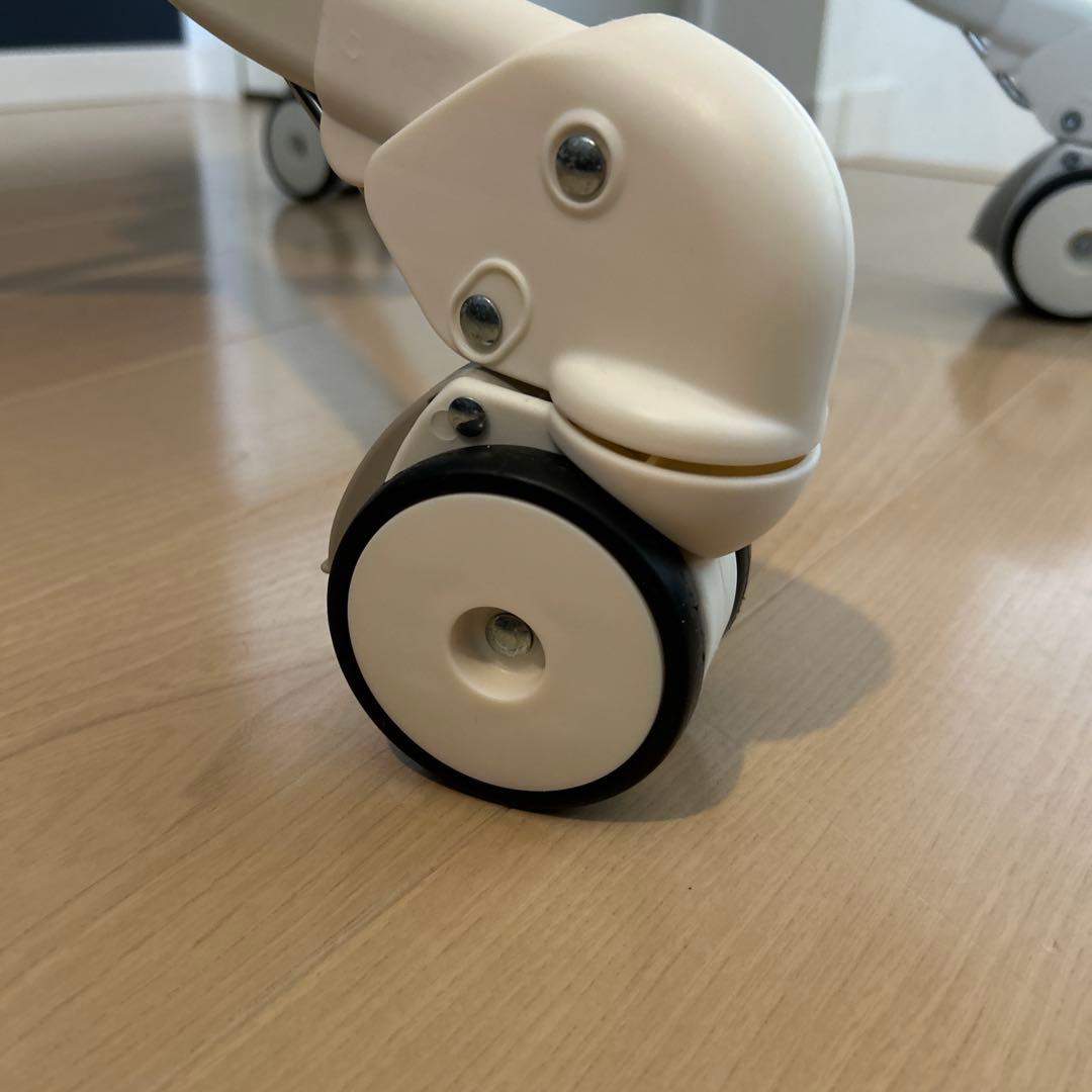 【ほぼ未使用品】combi ネムリラ セサミグレーリバーシブルモデル2024手動