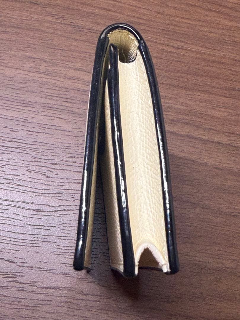 【最終値下げ】美品Valextra アイボリー 名刺入れ