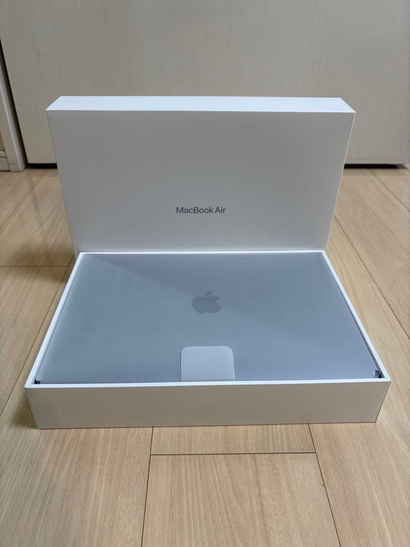 Apple MacBook Air M1スペースグレイ