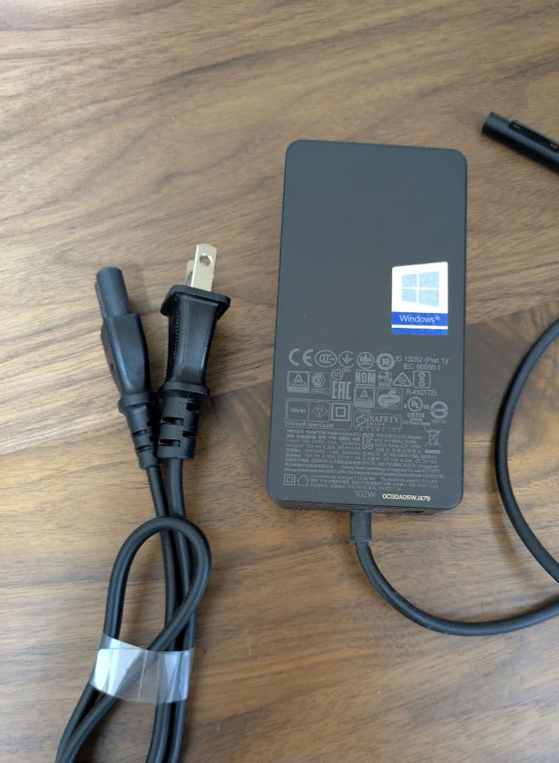 美品☆16G！1テラ☆Microsoftマイクロソフト SurfaceBook2