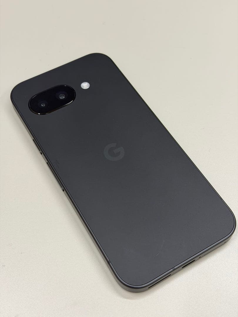 Google Pixel 9a ブラック クリアケース付き