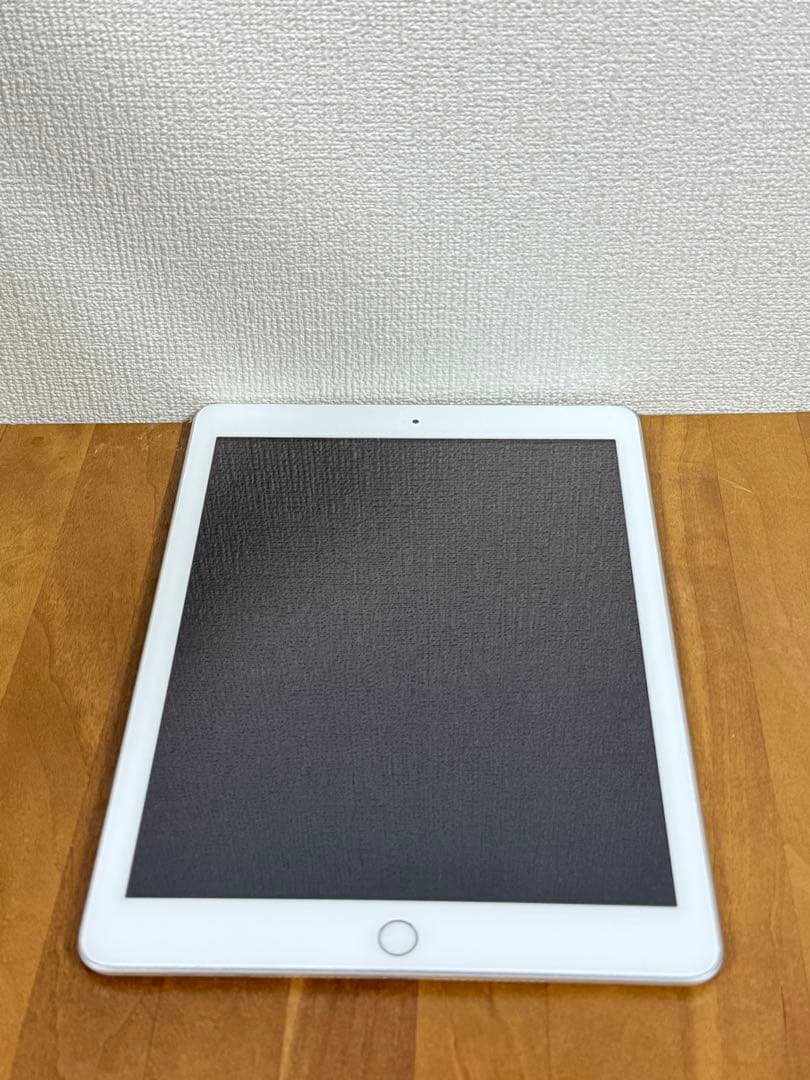 Apple iPad 第6世代　本体 箱付き