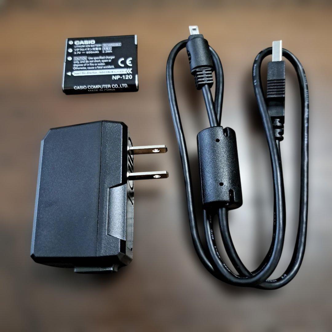 デジタルカメラ CASIO EXILIM EX-ZS27