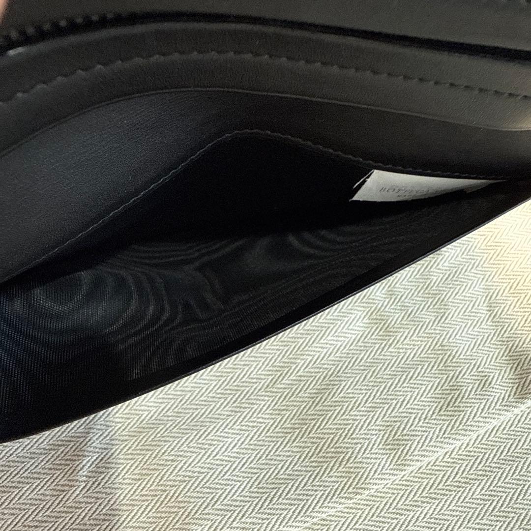 Bottega Veneta イントレチャート黒長財布