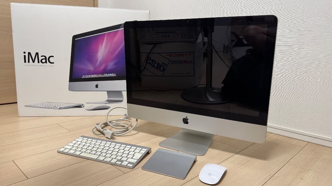 【 Apple】iMac (21.5-inch, Mid 2011)