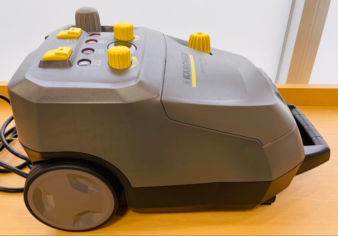 【美品】ケルヒャー 業務用スチームクリーナー SG4/4