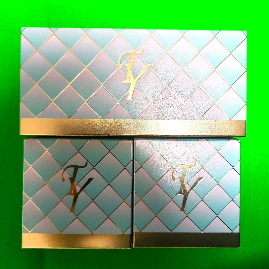 【未開封品】エステファクトジュエリーパクトVC ファンデーション SPF50+