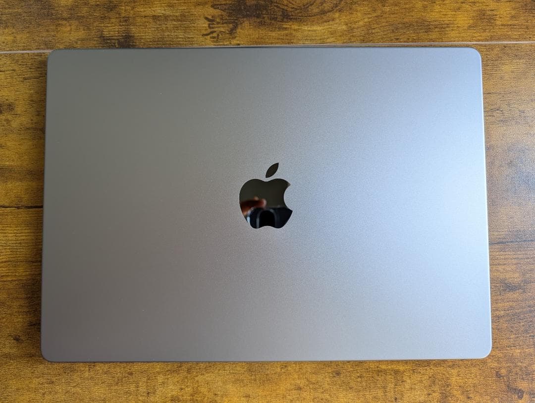 【ほぼ】MacBook Pro 14インチ M3 24GB 512GB