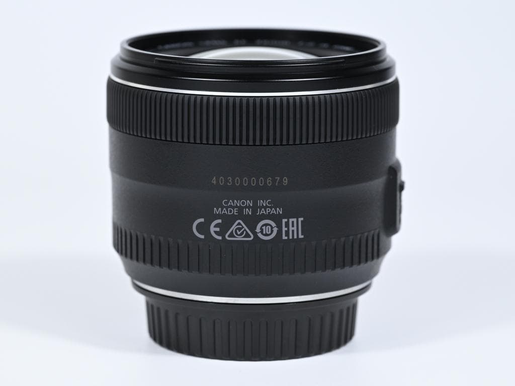 【超美品】 キヤノン　Canon EF 35mm F2 IS USM