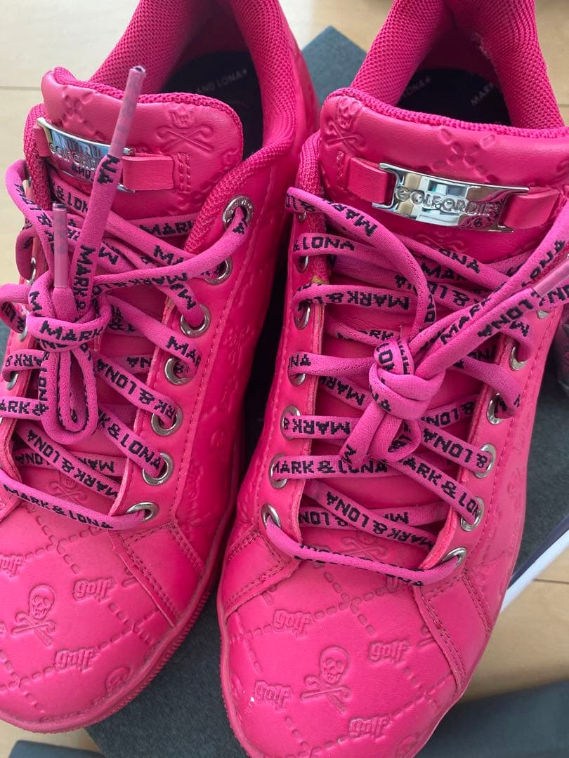 MARK & LONA ピンク スニーカー
