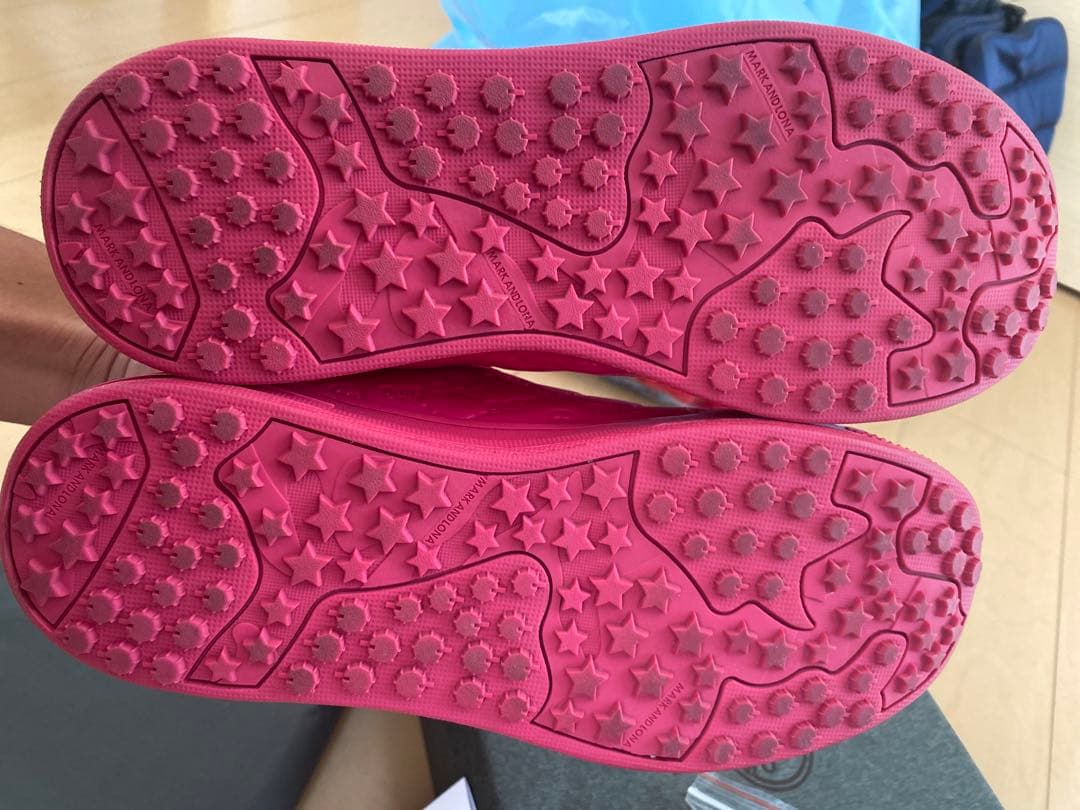 MARK & LONA ピンク スニーカー