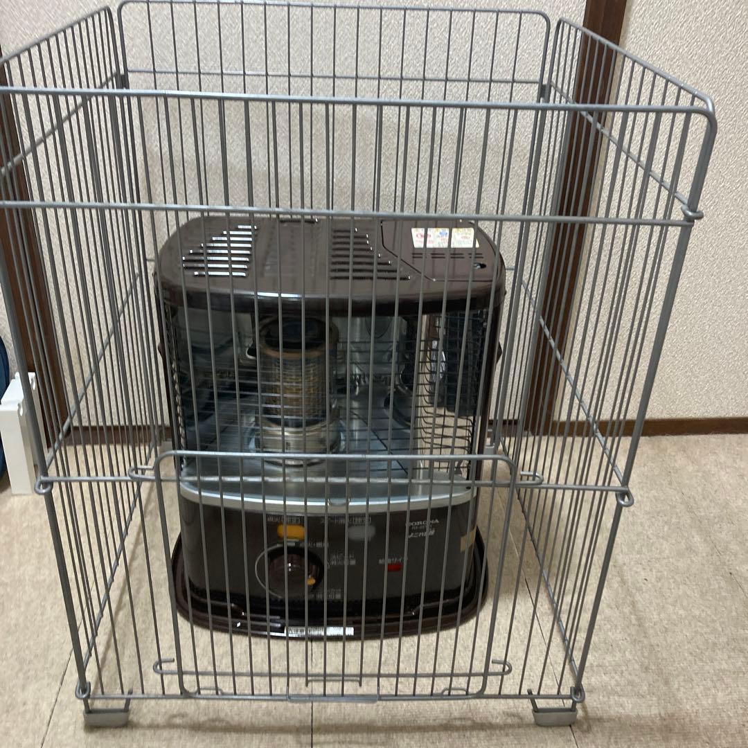 コロナ　石油ストーブ　ストーブガード付き