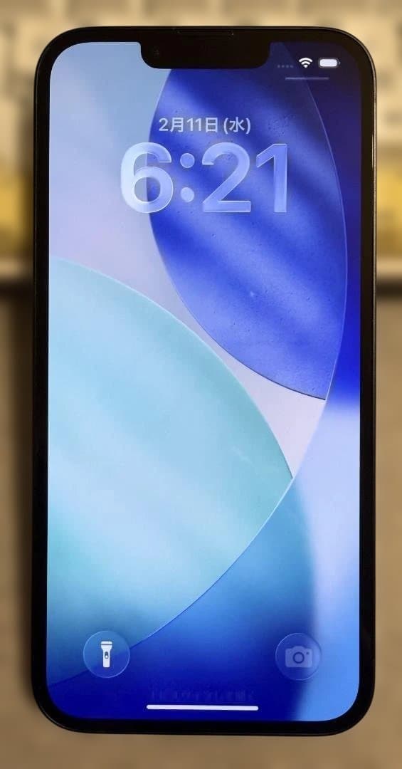 Apple iPhone 16e 128GB ブラック SIMフリー 画面擦れ有