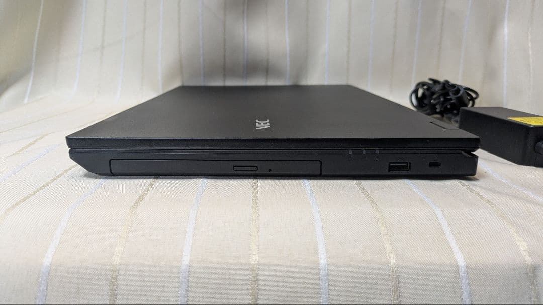 ★SSD起動早い NEC i5-8世代 8GB 256GB OfficeフルHD