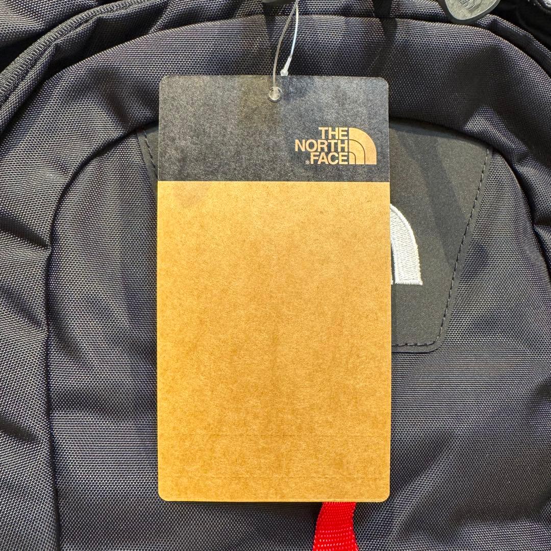 ひ*み様 27L新品ザノースフェイスホットショットリュックサックバックパック男女