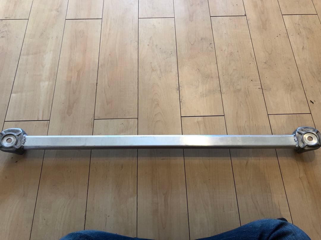 AE86トレノ後期 リアタワーバー