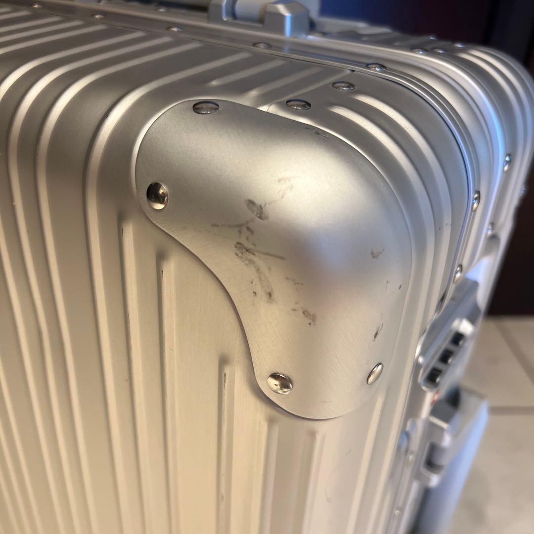 Mercedes シルバーキャリーケース 中型