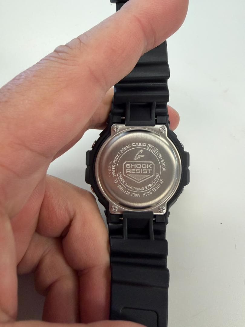 CASIO G-SHOCK デジタル腕時計 　DW-5900U-1JF