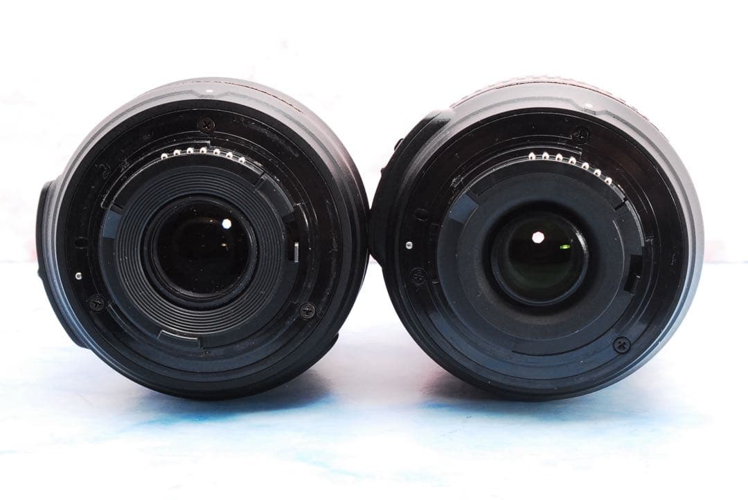 ☆ニコン D5200◎手ぶれ補正Wレンズ◎付属品多数◎バッグ＆バッテリー2個