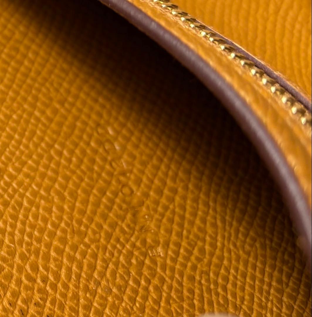 HERMES エルメス　ベアンコンパクトウォレット