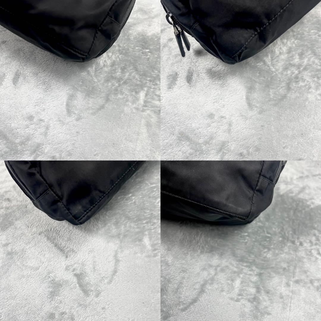 Prada プラダ セカンドバッグ ナイロン 三角ロゴ ブラック 黒 ポーチ