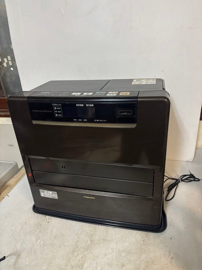 【2018年製】15~20畳用　コロナ石油ファンヒーター　FH-WZ5718BY