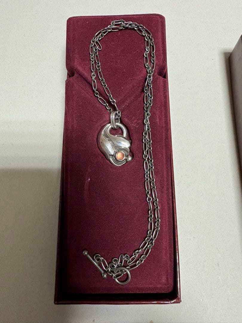   シルバーペンダントネックレス