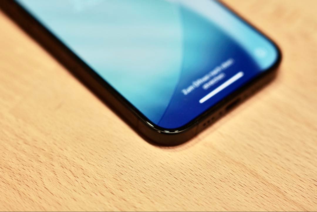 美品　iPhone15 Pro ブルーチタニウム 256GB SIMフリー