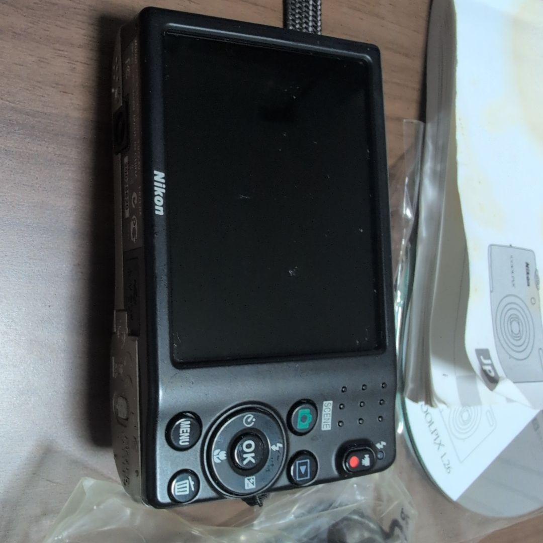 Nikon COOLPIX L26 シルバー コンパクトデジタルカメラ