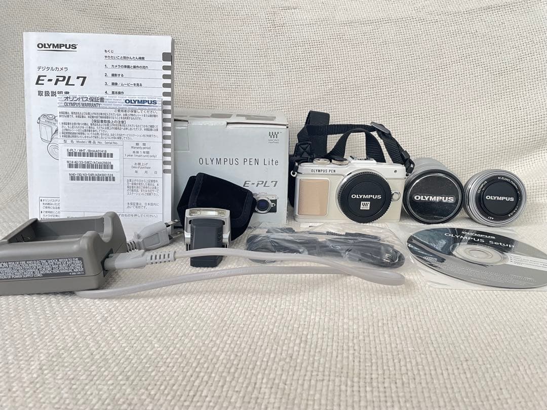 OLYMPUS PEN Lite E-PL7 EZダブルズームキット ホワイト