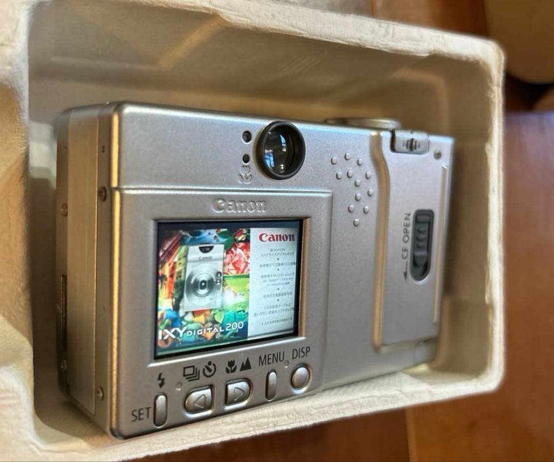 Canon IXY DIGITAL 200 コンパクトデジタルカメラ