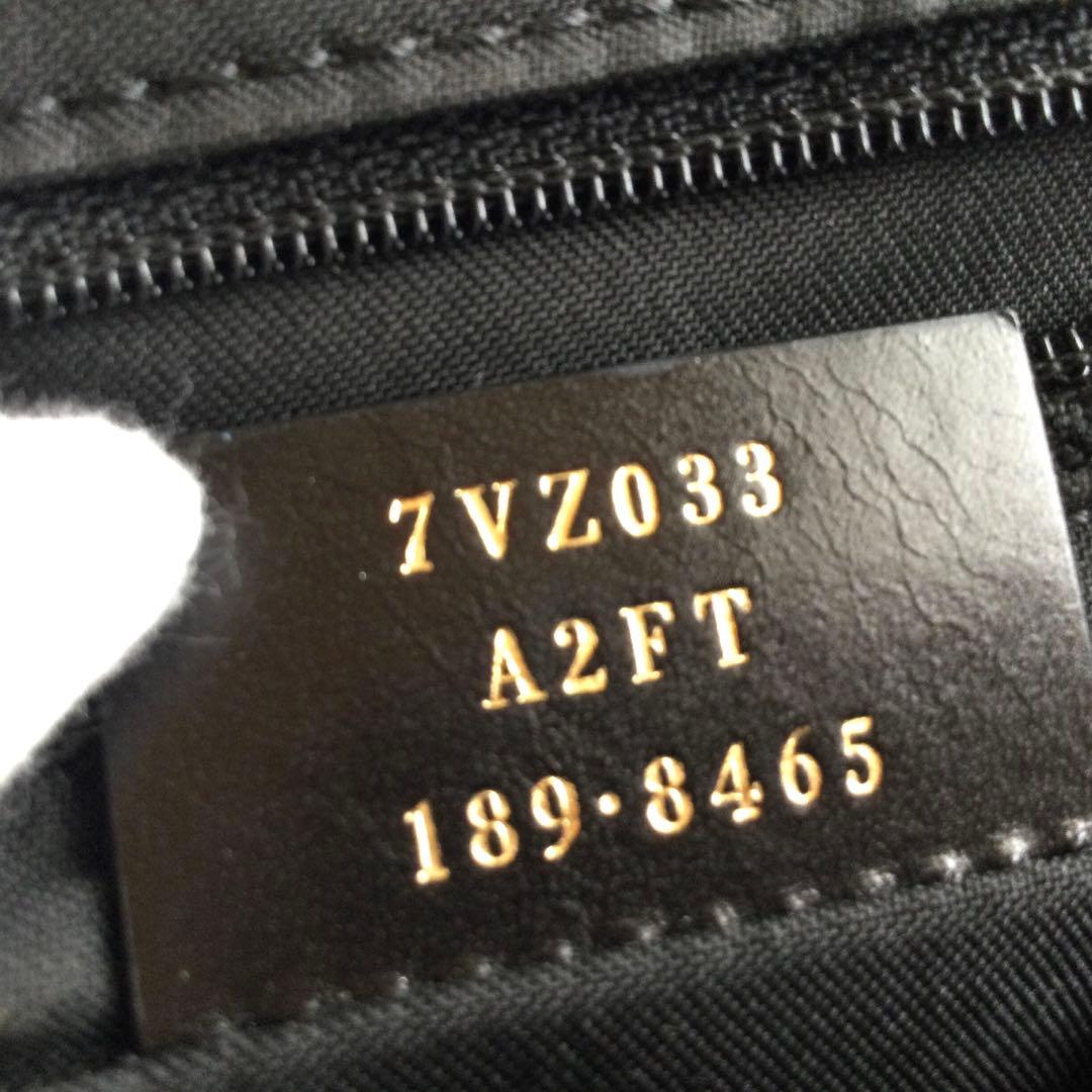 ✨美品✨FENDI フェンディ　ボディーバッグ　バグズアイ　ゴールドアイ