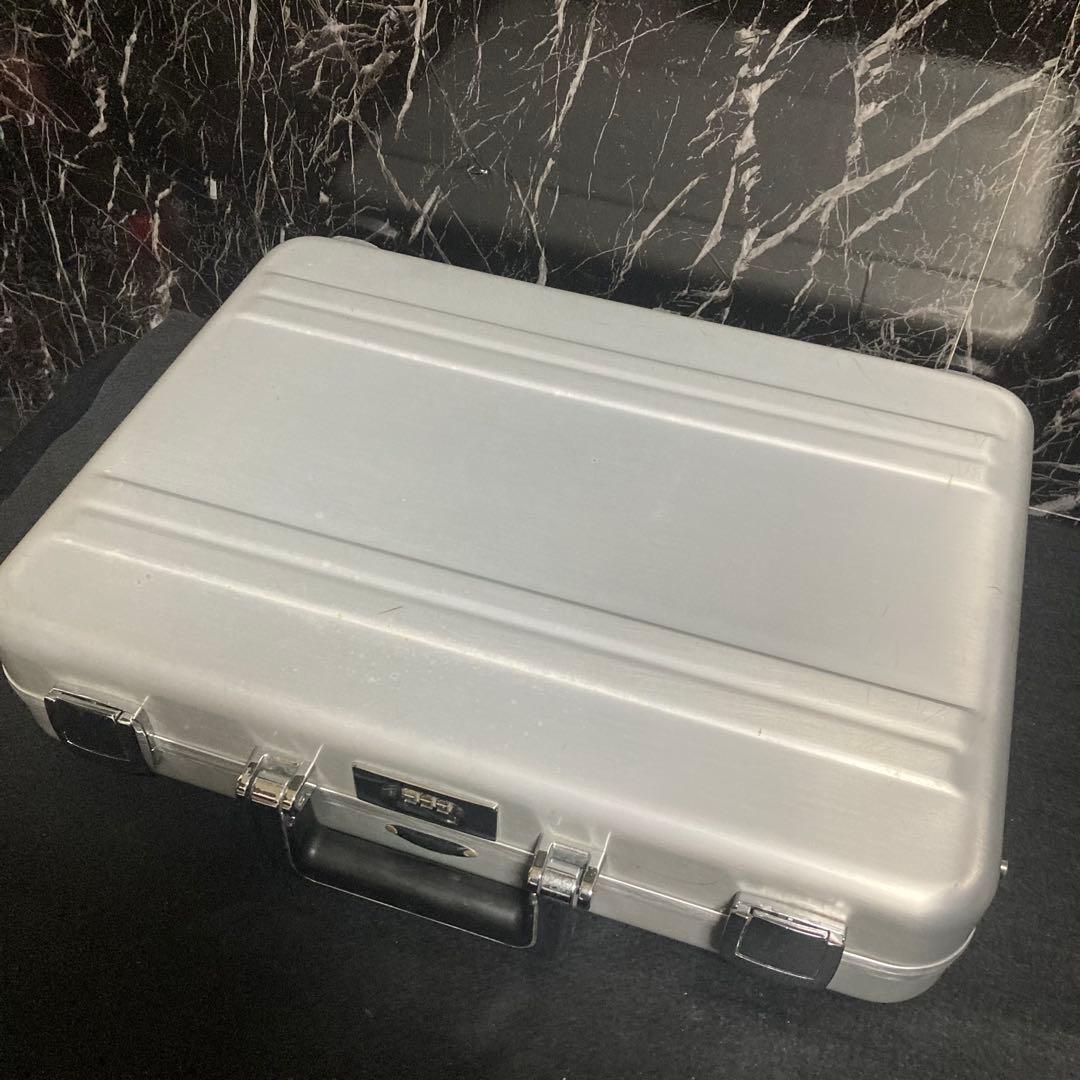 ゼロハリバートン　アタッシュケース　アルミ デラックススリム　DZ5-S1