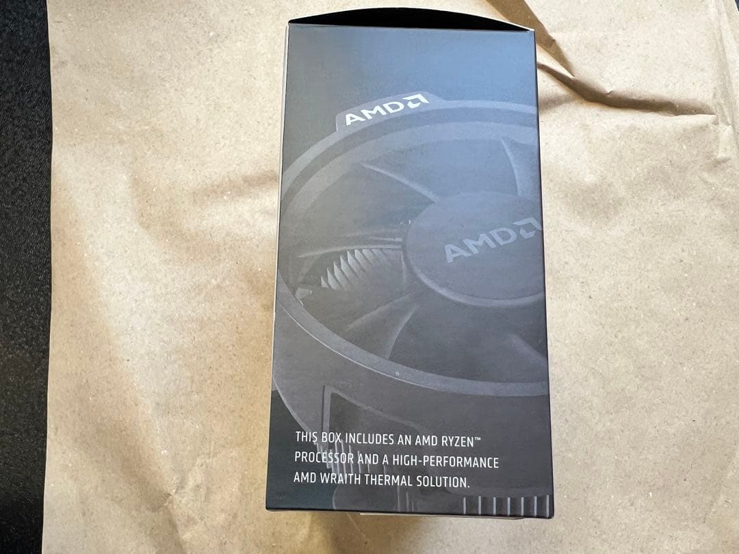 AMD Ryzen 5 5600X（箱・純正クーラー付き）