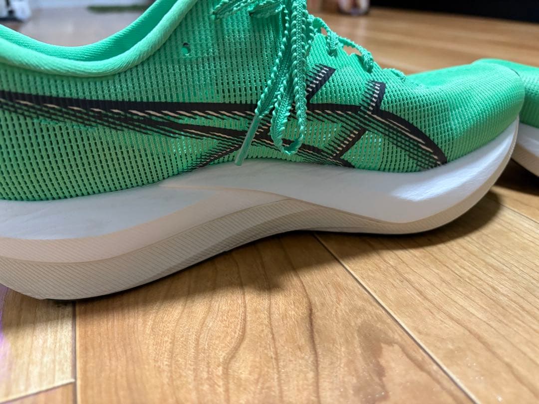 アシックス　マジックスピード5 メンズ27.5cm