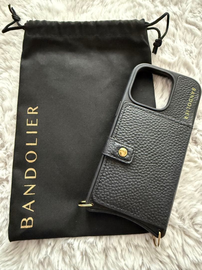 iPhoneアクセサリー BANDOLIER iPhone16Pro MILA MagSafe