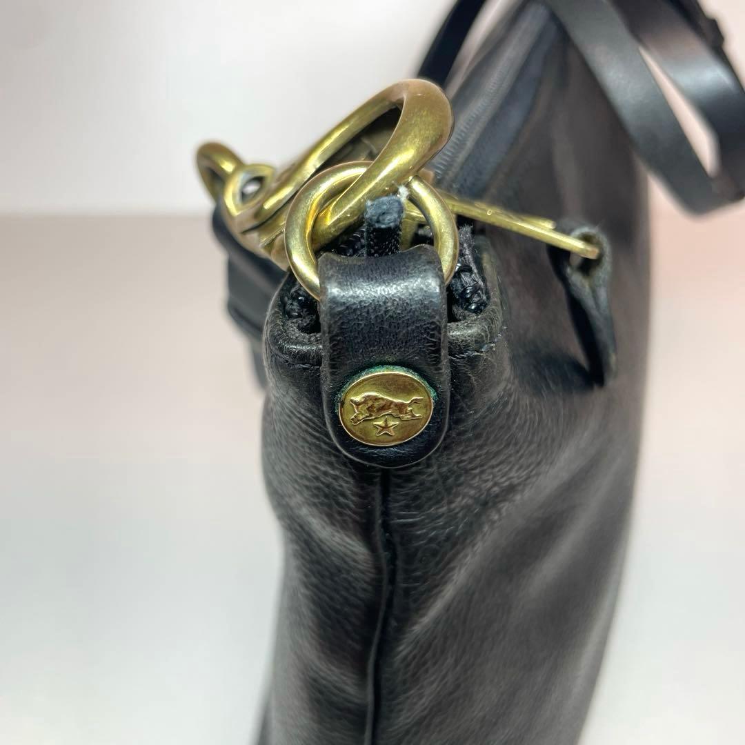 イルビゾンテ(ILBISONTE)ショルダーバッグ 本革 黒